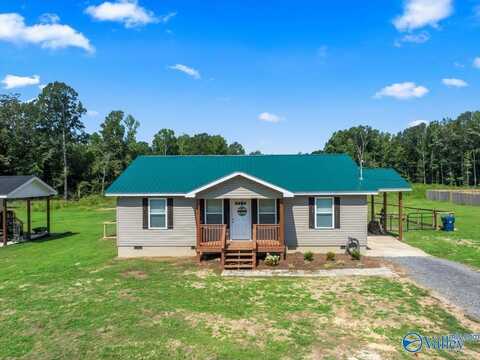 577 Walter Whitt Rd, Boaz, AL 35956