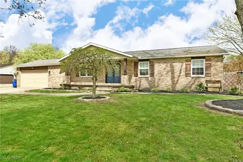 288 Butternut Circle, Cortland, OH 44410