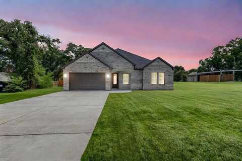 501 Linda Road, Kennedale, TX 76060