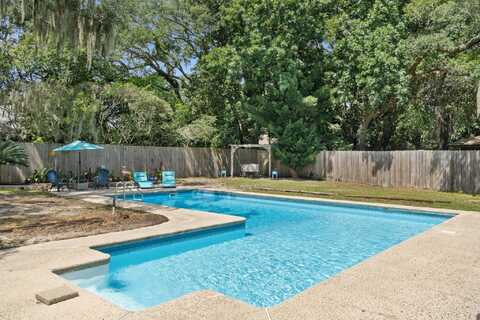 1555 Oak Shore Drive, Gulf Breeze, FL 32563