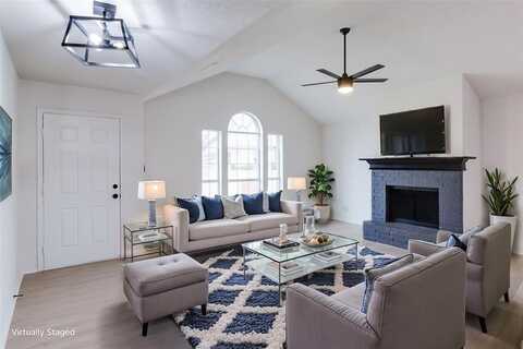 5005 Button Willow Drive, Fort Worth, TX 76123