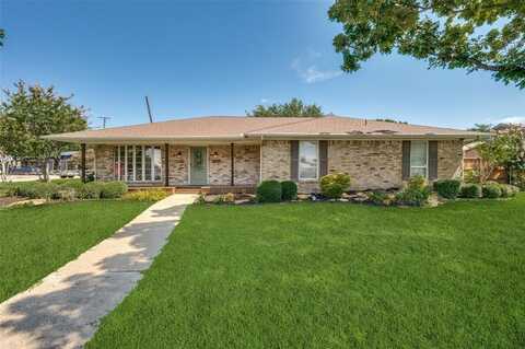 1601 Valleycrest Lane, Carrollton, TX 75006