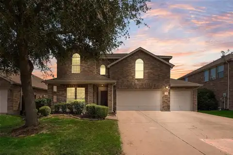 1010 Trickham Drive, Forney, TX 75126