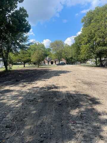205 E Grayson Street, Leonard, TX 75452