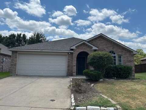 1136 Edgewater Drive, Azle, TX 76020