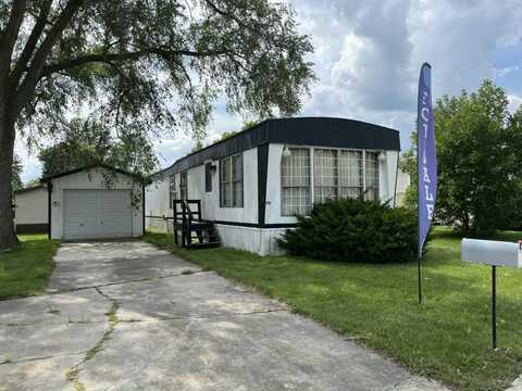 79 Robin Road, Beecher, IL 60401