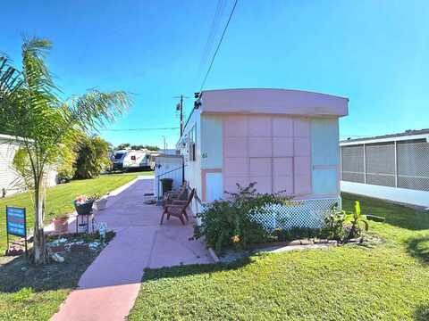 541 New York Dr., Fort Myers, FL 33905