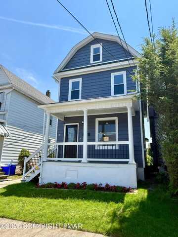 39 W Grand Street, Nanticoke, PA 18634