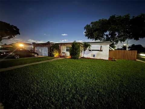 6598 NW 4th St, Margate, FL 33063