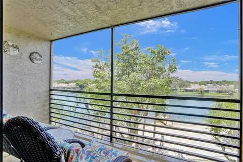 1101 Colony Point Cir, Pembroke Pines, FL 33026