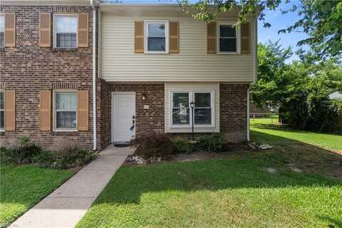 3 Penn Circle, Newport News, VA 23606