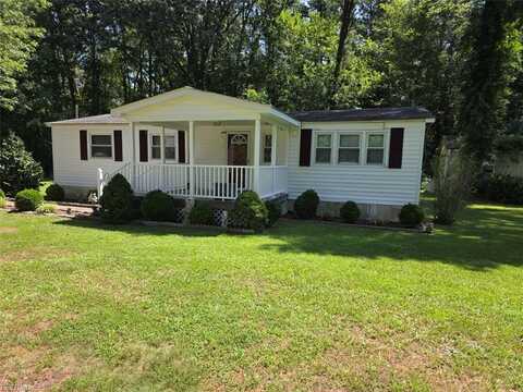 2205 Heywood Lane, Hayes, VA 23072