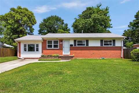 8052 Lynnbrook Drive, Norfolk, VA 23518