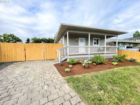 2660 EVERGREEN CT, Salem, OR 97301