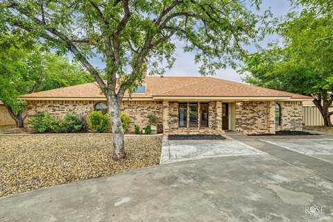 5318 Green Valley Trail, San Angelo, TX 76904