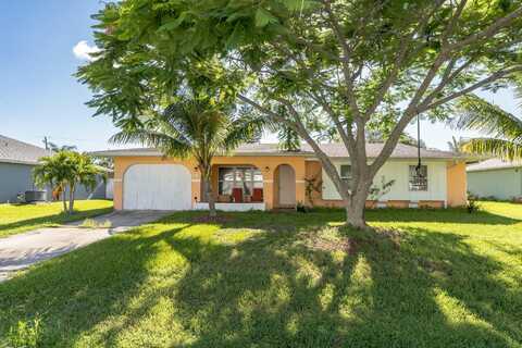 566 NW Conover Street, Port Saint Lucie, FL 34983