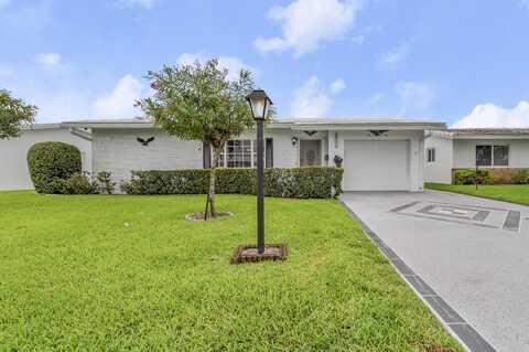 2006 SW Golf Lane, Boynton Beach, FL 33426
