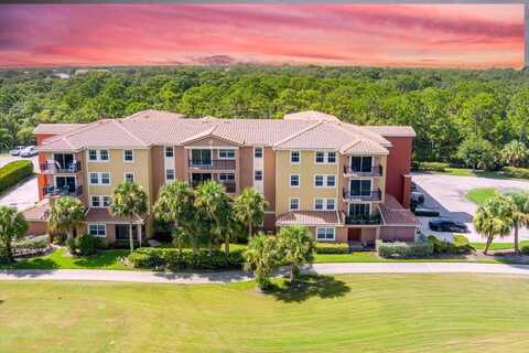 4190 Gator Greens Way, Fort Pierce, FL 34982