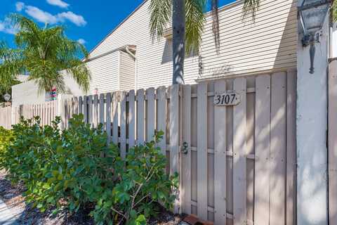 612 Executive Center Drive, West Palm Beach, FL 33401