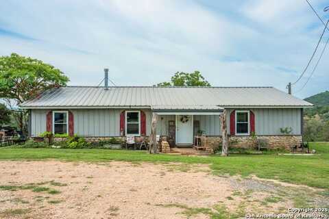 943 Stoneleigh, Center Point, TX 78010