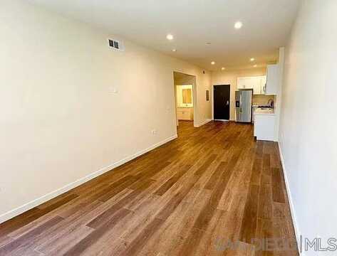 1041 N CUMMINGS, Los Angeles, CA 90033