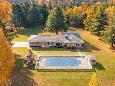 73 Days Mills Road, Saint Regis Falls, NY 12980