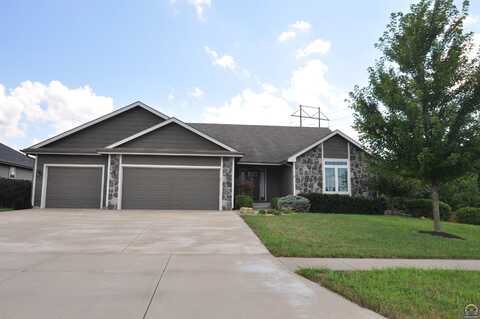 8019 SW 27th ST, Topeka, KS 66614