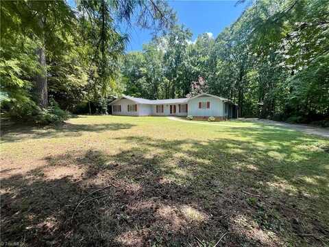 278 Forest Park Drive, Denton, NC 27239