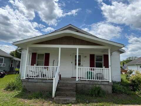 15 Miner Ave, Bentleyville, PA 15314