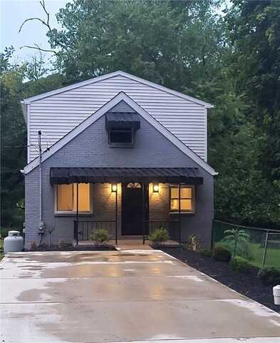 2432 Old Greensburg Rd, Washington, PA 15068