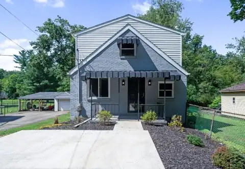 2432 Old Greensburg Rd, Washington, PA 15068