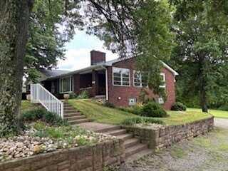 1877 Main Street, Arona, PA 15617