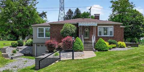 17 Fremont Rd, Charleroi, PA 15022