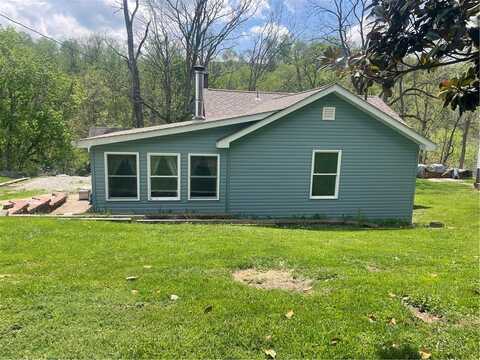 20 Warner Ave, Charleroi, PA 15022