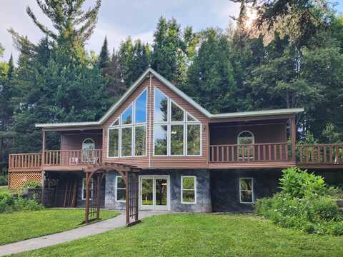 29 Dexter Rd Road, Saint Regis Falls, NY 12980