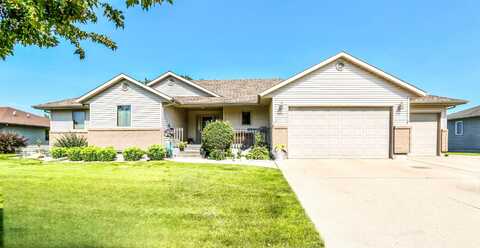 1702 Northview Lane, Aberdeen, SD 57401
