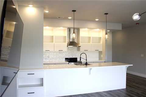2302 SW I ST Unit #204, Bentonville, AR 72712