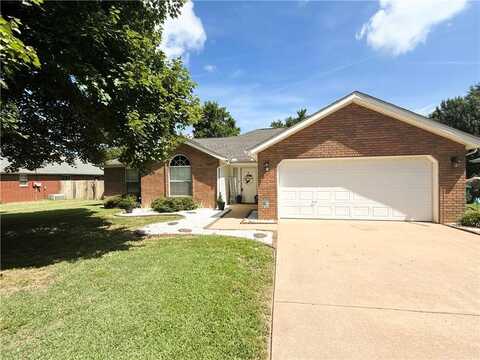 46 Briarmeadow ST, Farmington, AR 72730