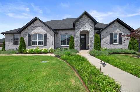 958 Budrio AVE, Tontitown, AR 72762