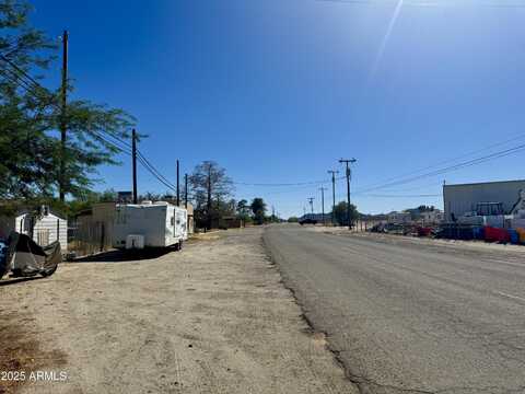 66782 AVENUE B Lane, Salome, AZ 85348