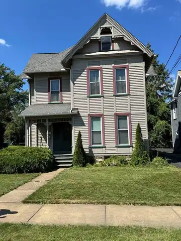 1412 Liberty St, Franklin, PA 16323