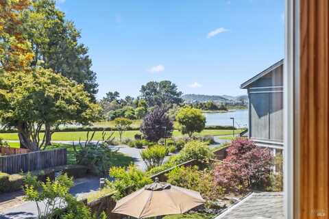 139 Nantucket Cove, San Rafael, CA 94901