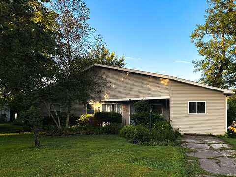 1117 SE Main Street, Paoli, IN 47454