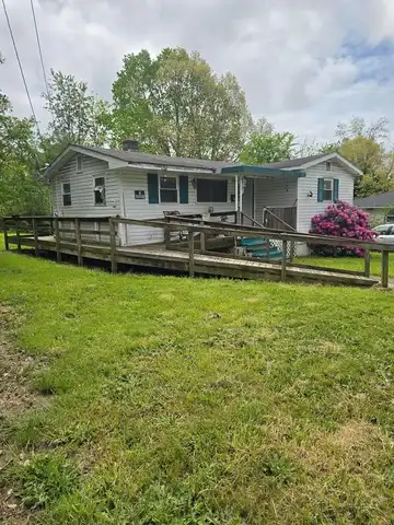 220 Mills Ave., BECKLEY, WV 25801