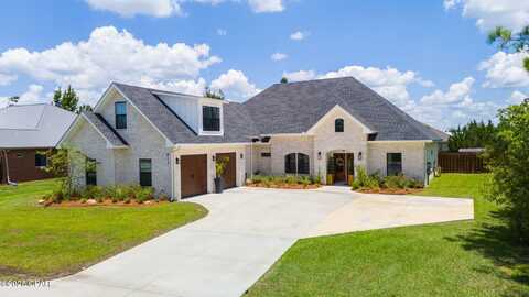 811 College Oaks Lane, Lynn Haven, FL 32444