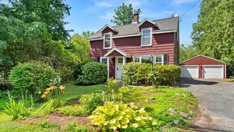 130 West St, Lenox, MA 01240