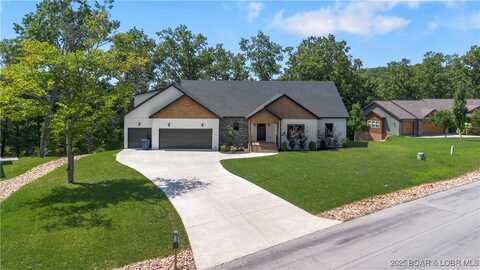 182 Oakmont Avenue, Lake Ozark, MO 65049