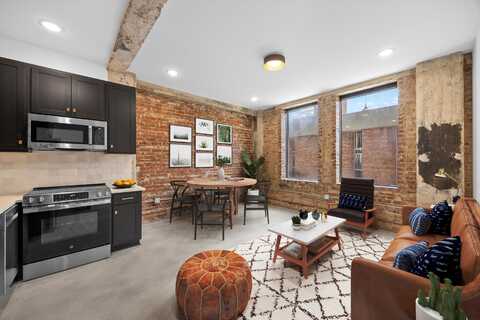 117 E 7th Street, Chattanooga, TN 37402