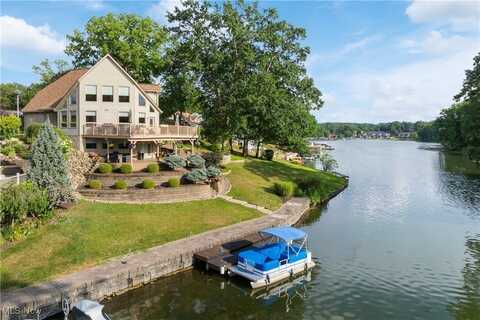 3872 EGRET DRIVE, AKRON, OH 44319