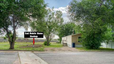 112 S Cheyenne Ave, Moorcroft, WY 82721